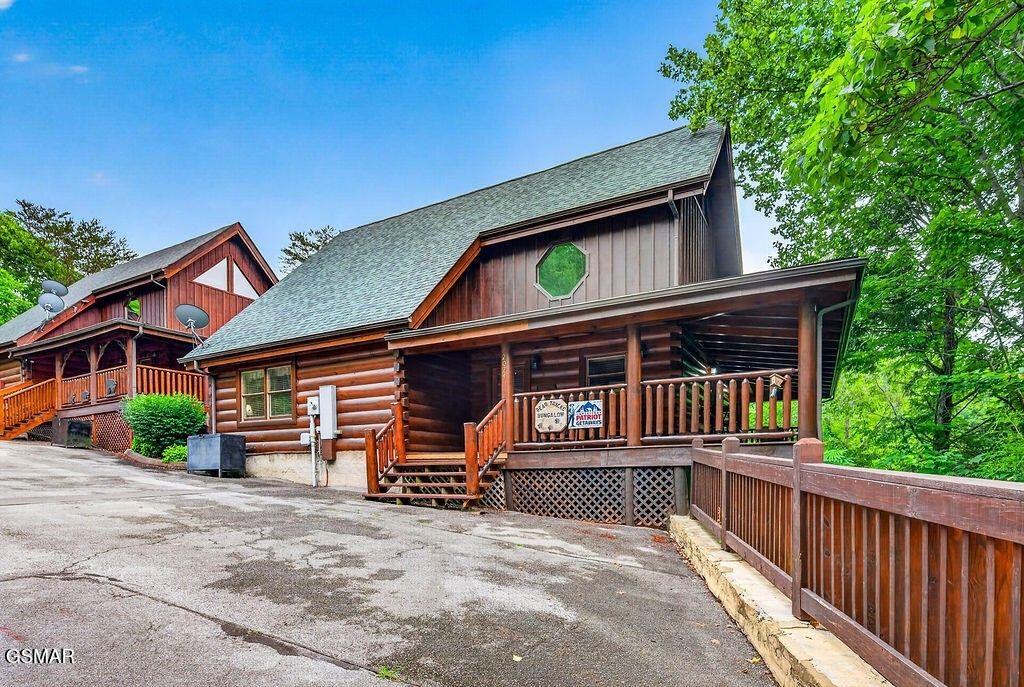 2024 Bear Haven Way, Sevierville