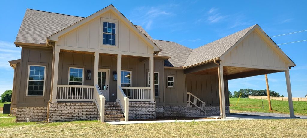 2115 Sims Road, Shelbyville
