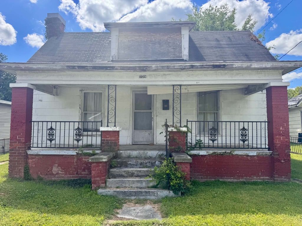 109 S Elm St, Hopkinsville