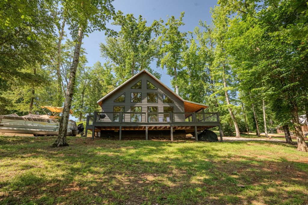 55 Kiki Cove, Clifton