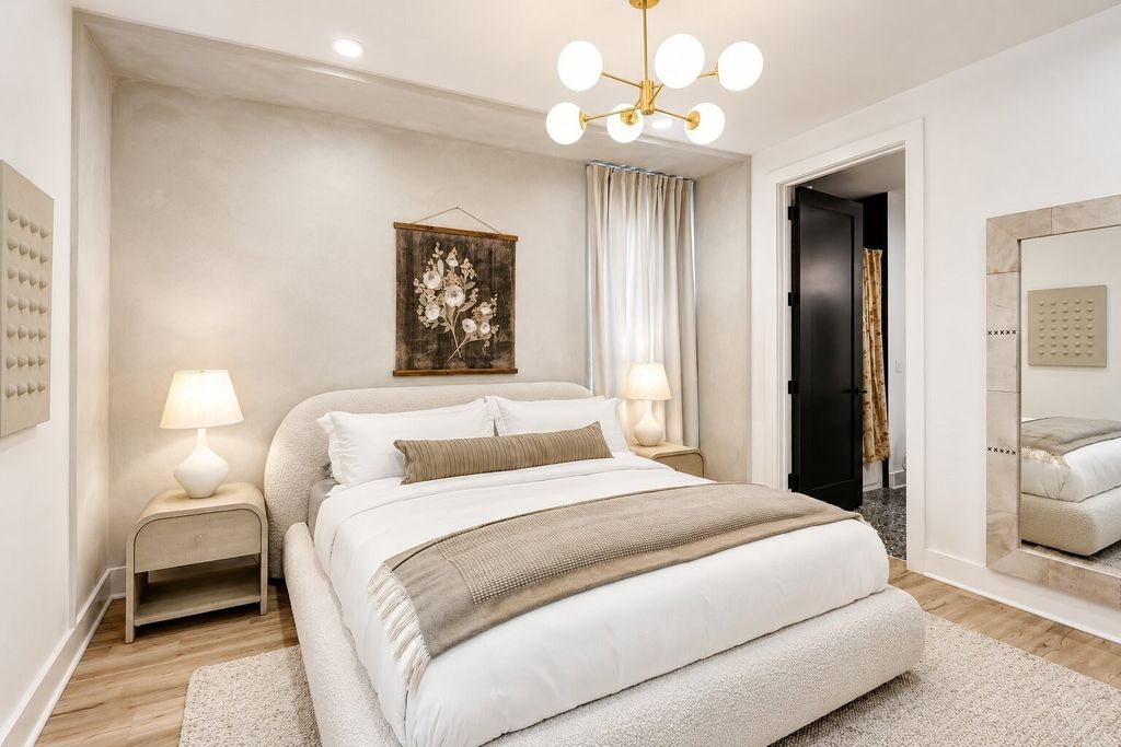 245 Hermitage Ave 402, Nashville