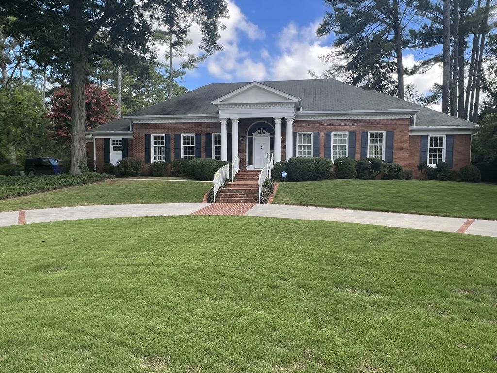 1160 Harrison Pike Nw, Cleveland