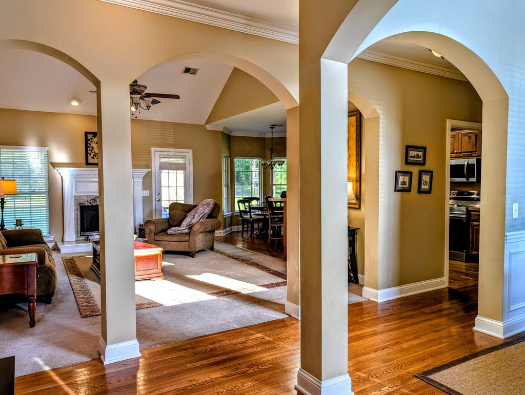 6345 Spera Pointe Xing, Hermitage