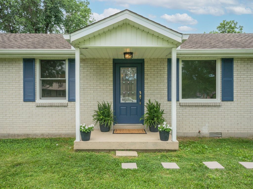 309 Peggy Dr, Cedar Hill