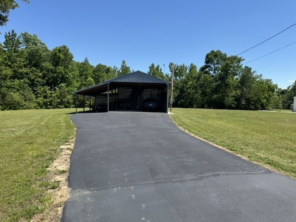 479 Horseshoe Bend Rd, Linden