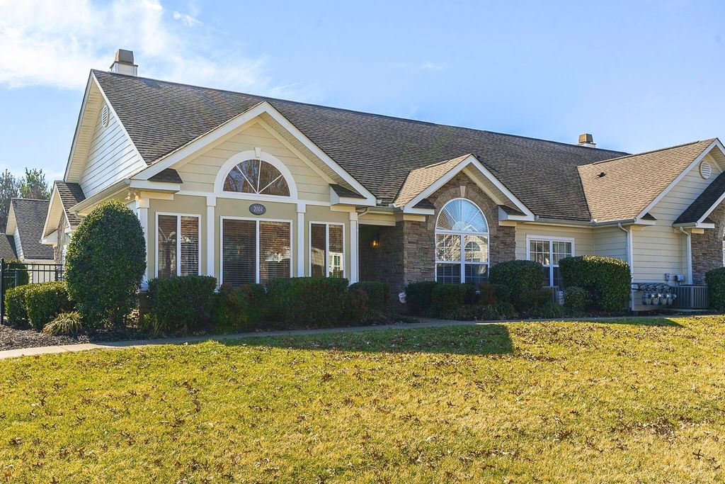 825 Browns Ln 2004, Gallatin