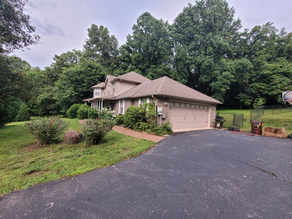 1509 Heller Rdg, Spring Hill