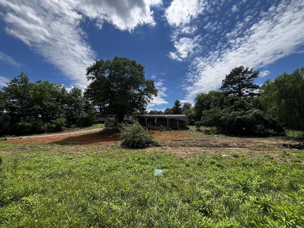 121 King Lane, Vonore