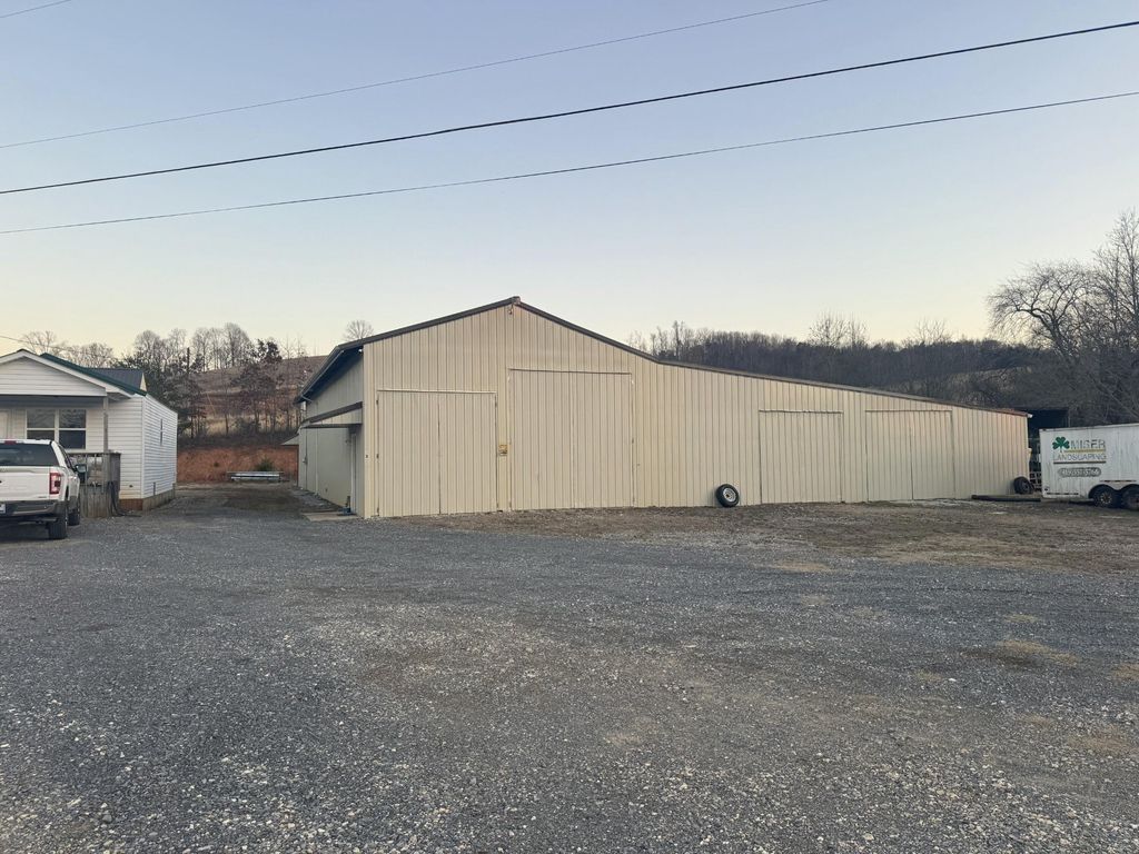 539 Highway 309, Niota