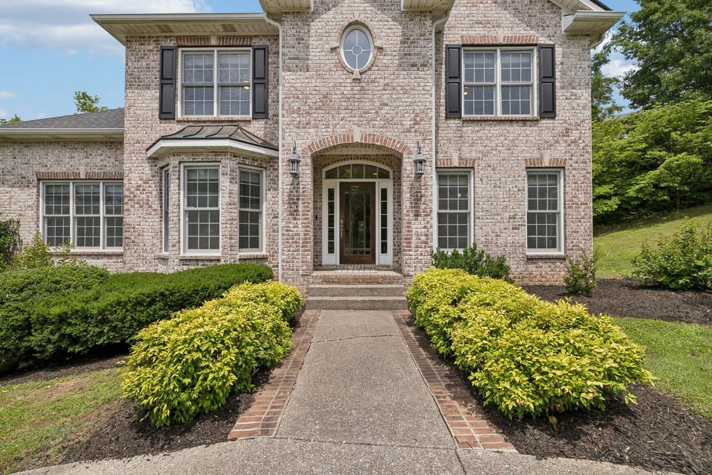 125 Temple Crest Trl, Franklin