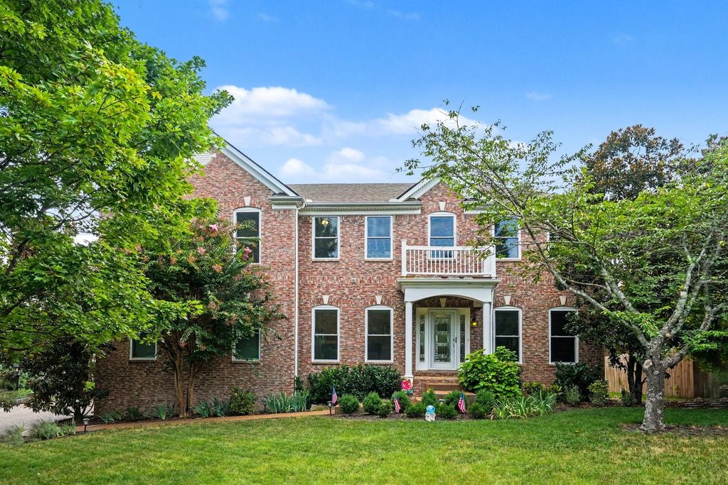 1144 Banbury Ln, Brentwood