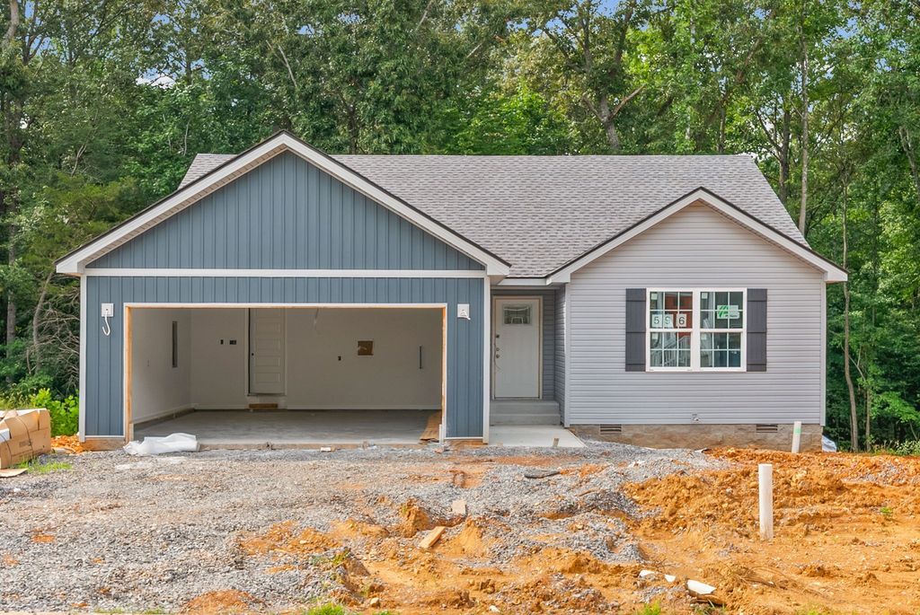 309 Tisha Ct, Clarksville