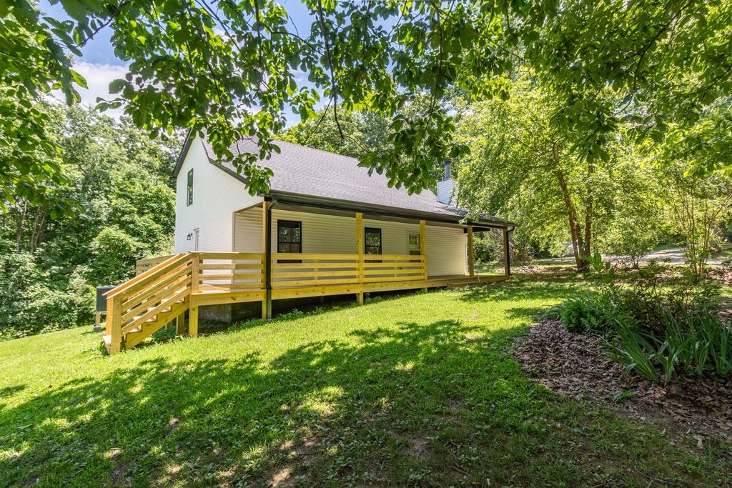 127 Shade Tree Ct, Pegram