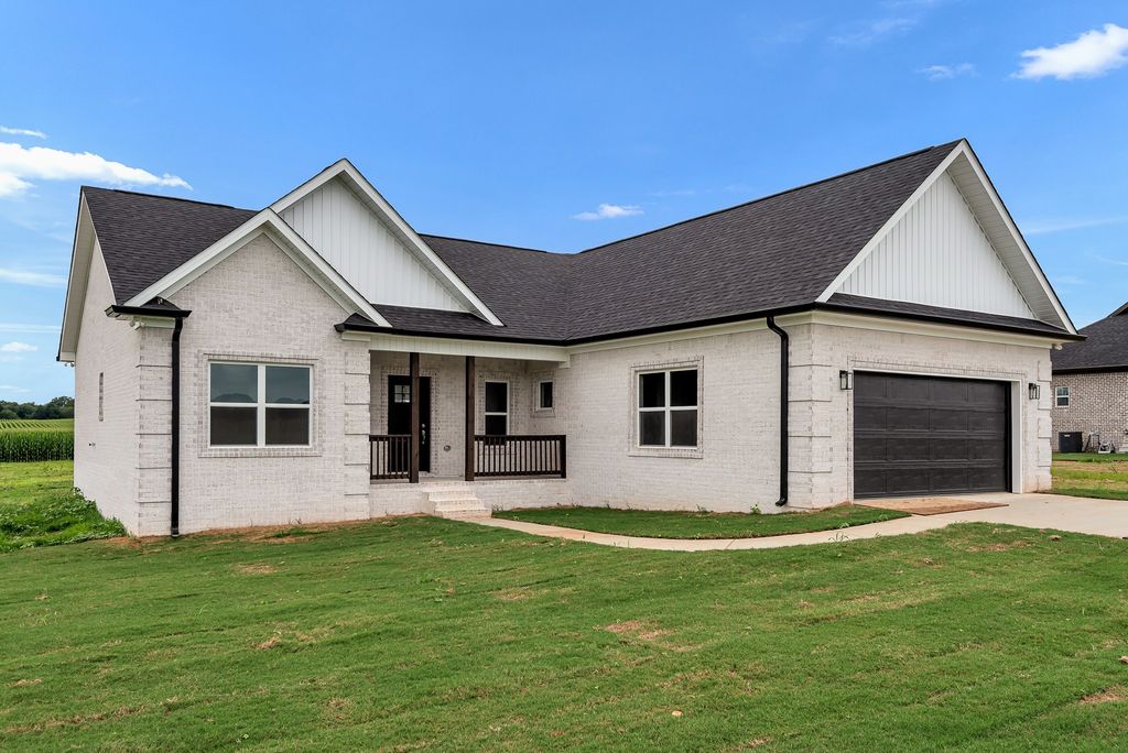 1380 Lanning Rd, Lawrenceburg