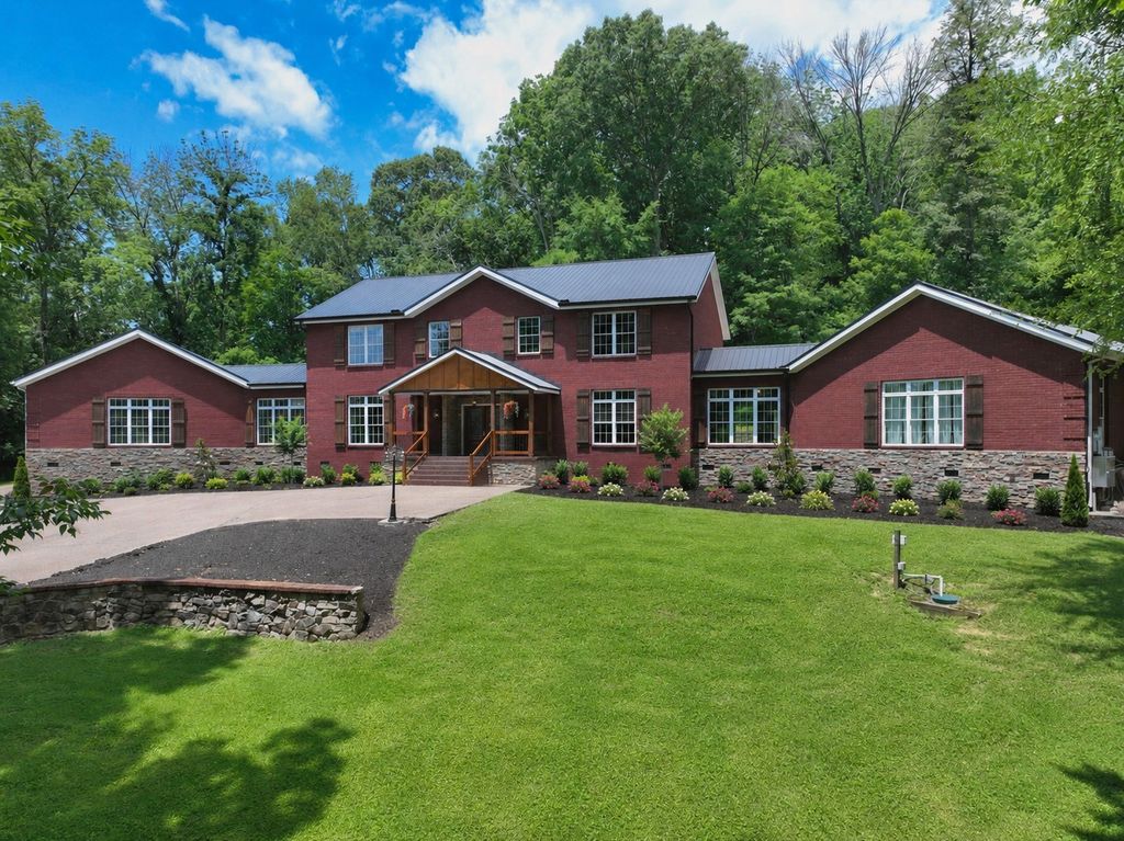 125 Happy Hollow Rd, Goodlettsville
