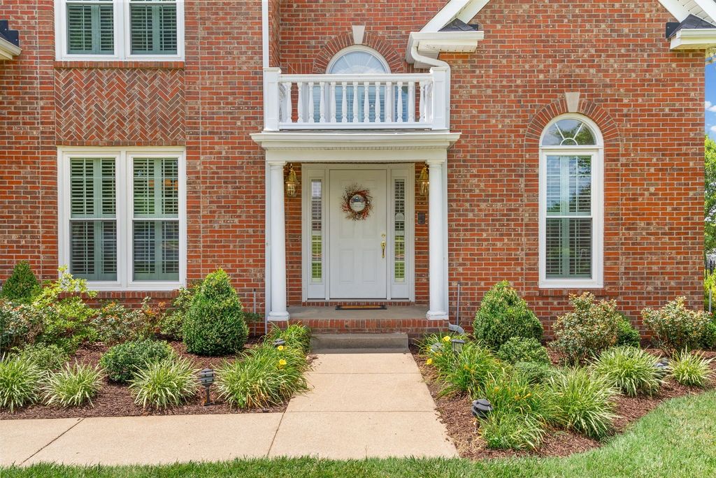 412 Treemont Dr, Clarksville