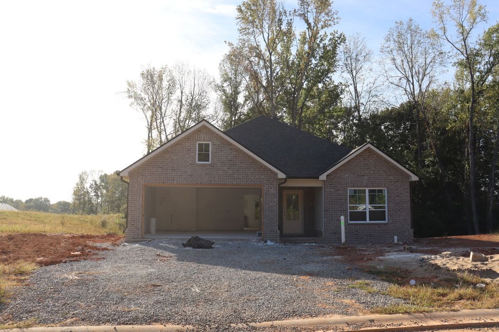 1638 Hidden Creek Trl, Clarksville