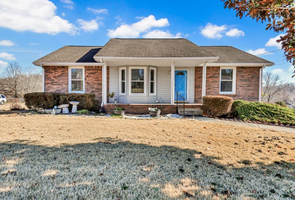 1412 Mcclardy Rd, Clarksville