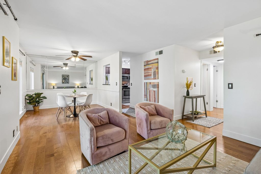 243 Summit Ridge Dr, Nashville