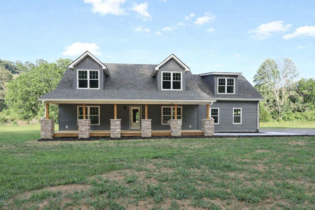 210 Granville Hwy, Chestnut Mound