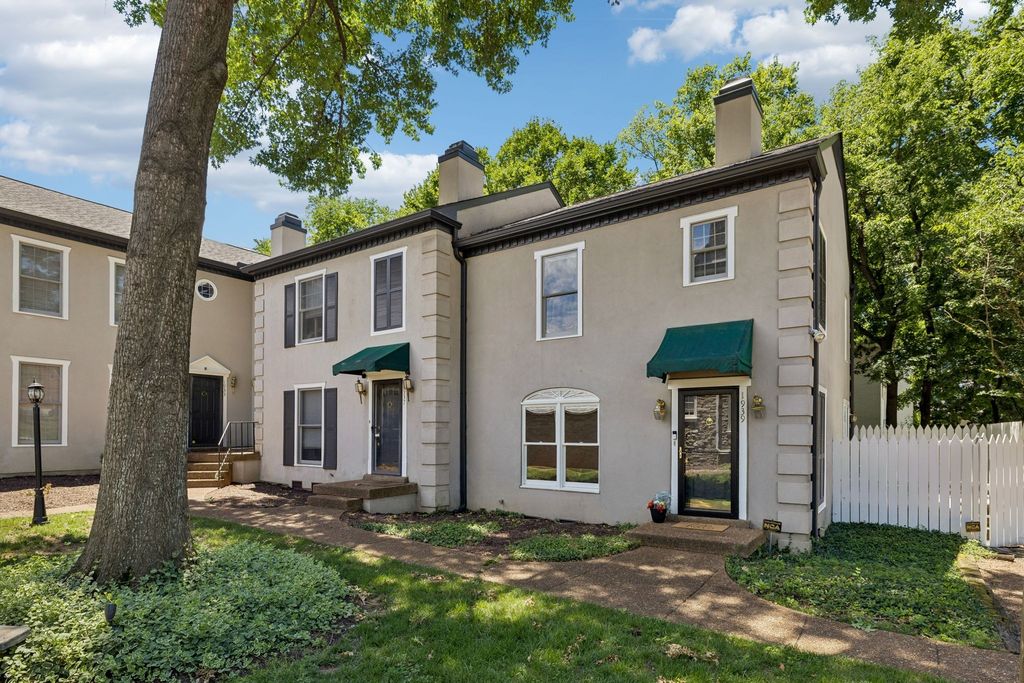 1939 Capers Ave, Nashville