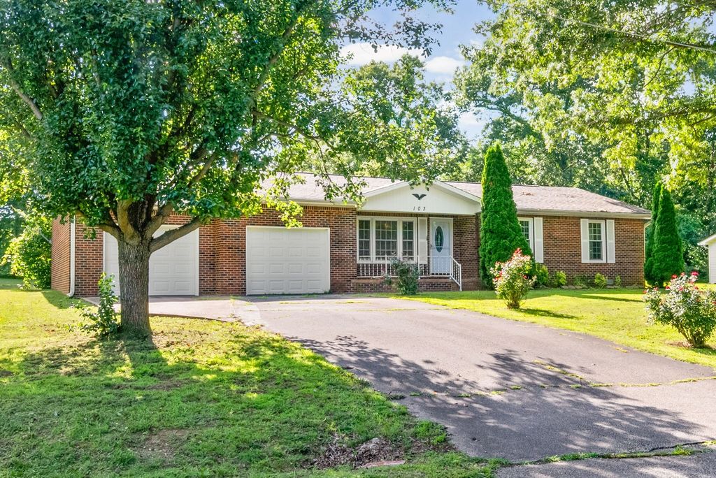103 Hazelnut Ave, Camden