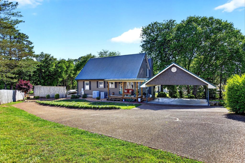 448 Windmill Lane, Georgetown