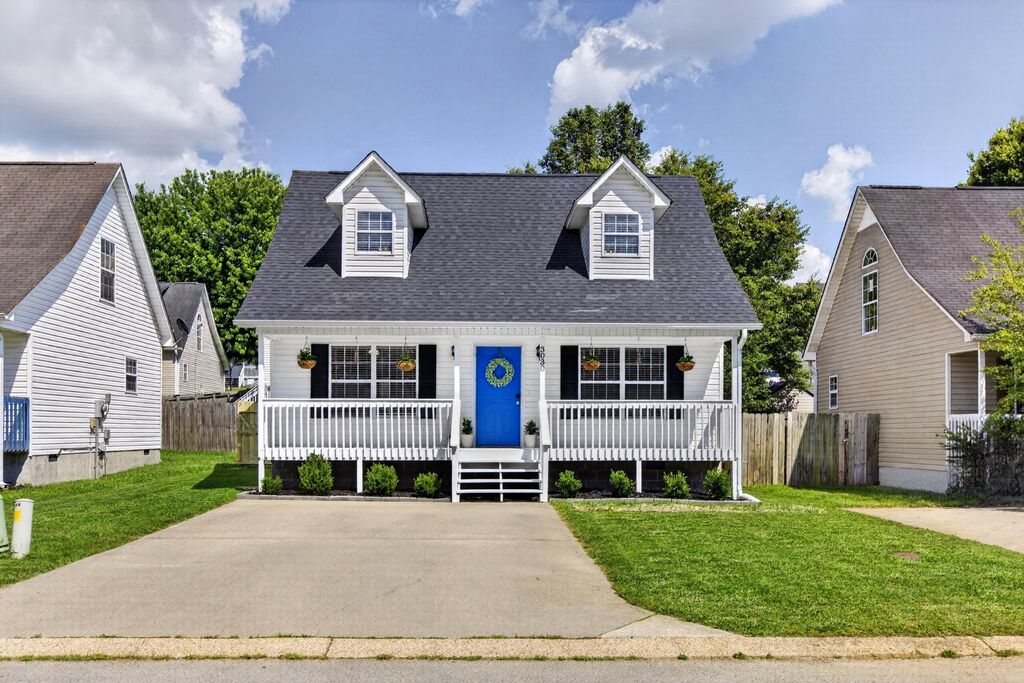 3030 Holly Brook Circle Ne, Cleveland