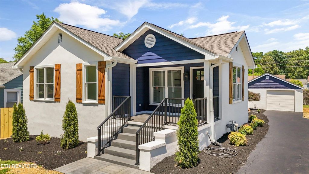3352 Bellevue St, Knoxville