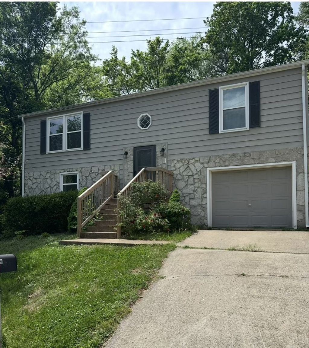 309 Panamint Dr, Antioch