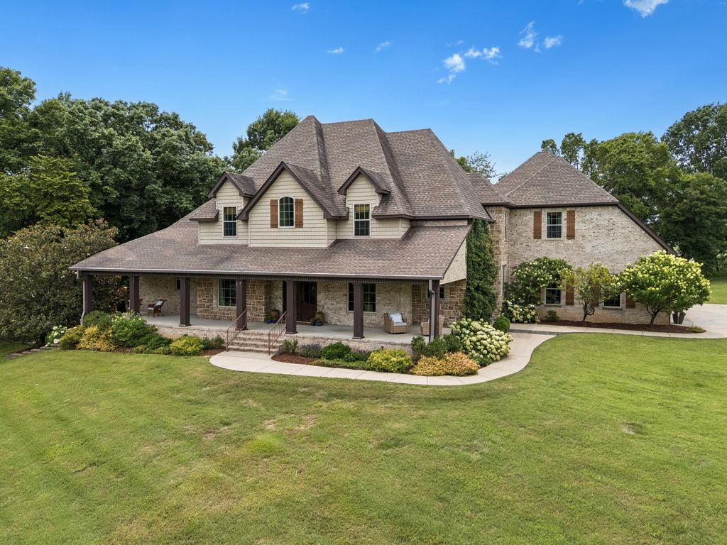 3109 Chase Point Dr, Franklin