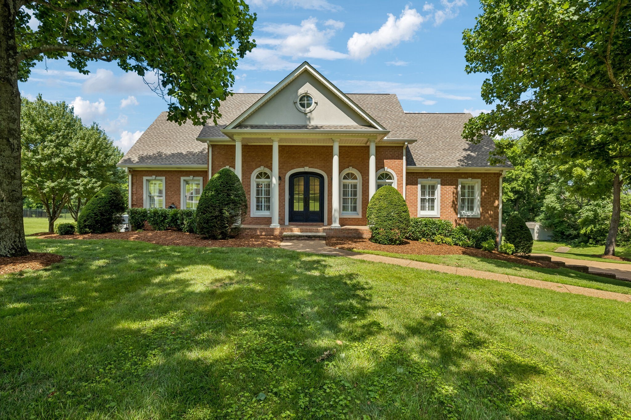 Photo of Listing #3246187