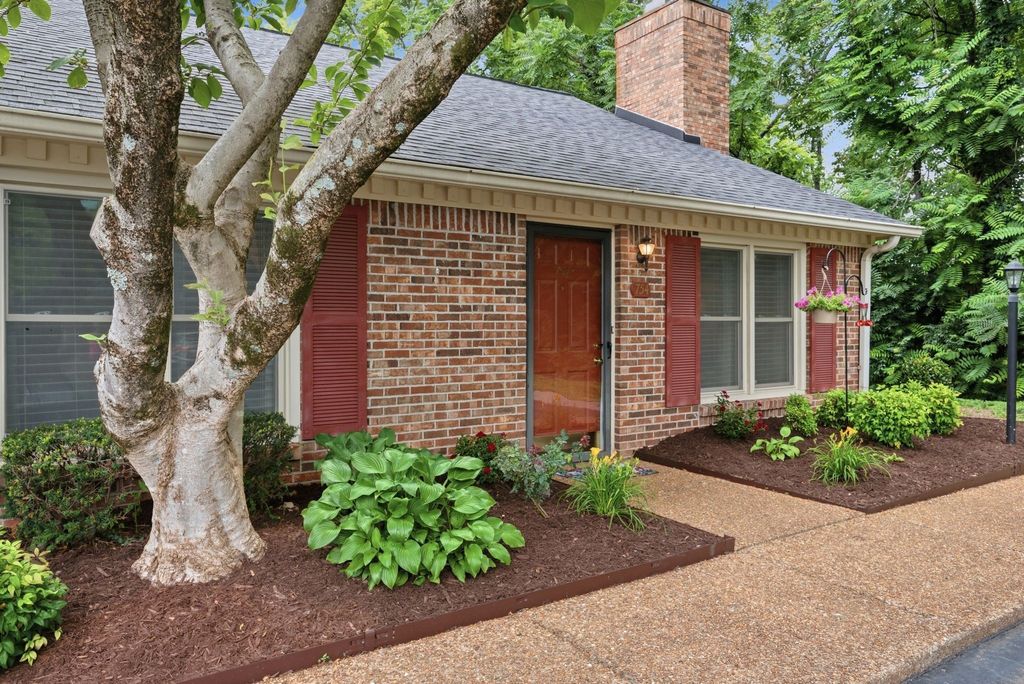 754 Kent Rd, Nashville