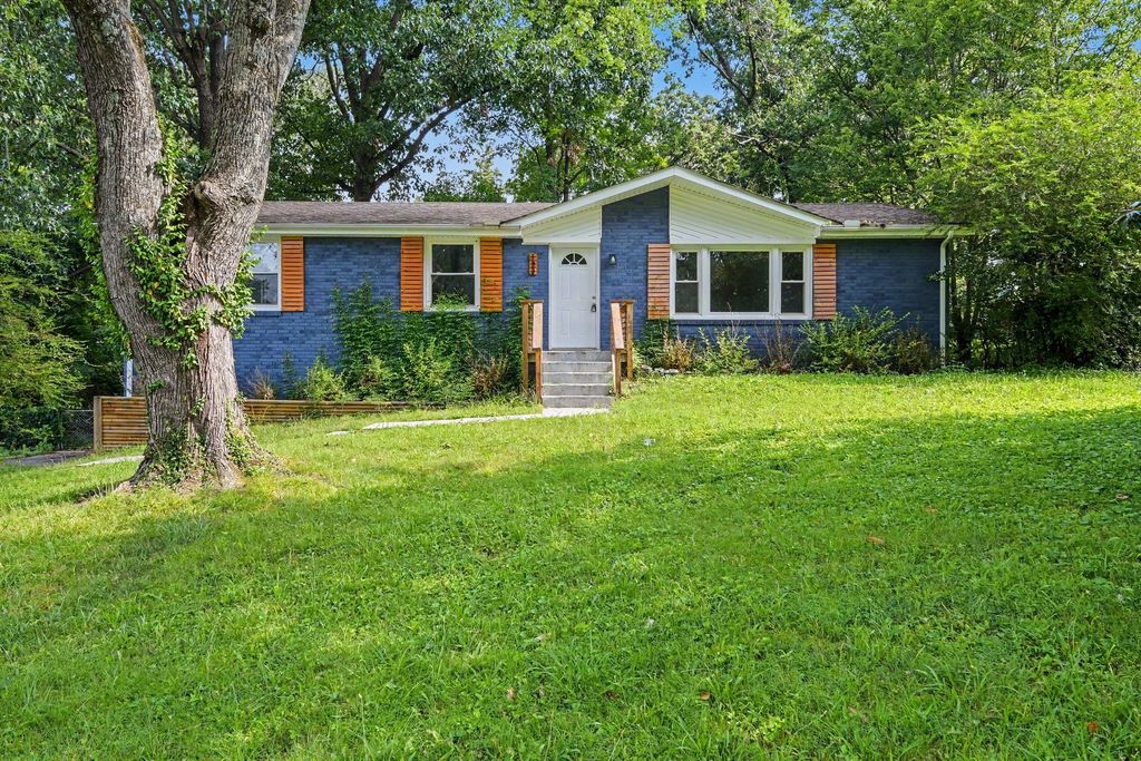 123 Stone Mountain Rd, Clarksville