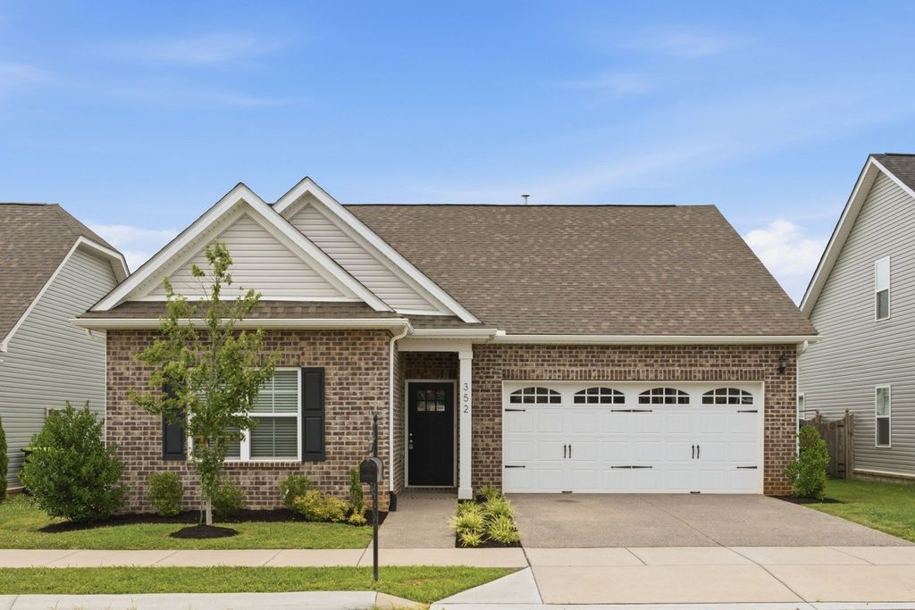 352 Telavera Dr, White House