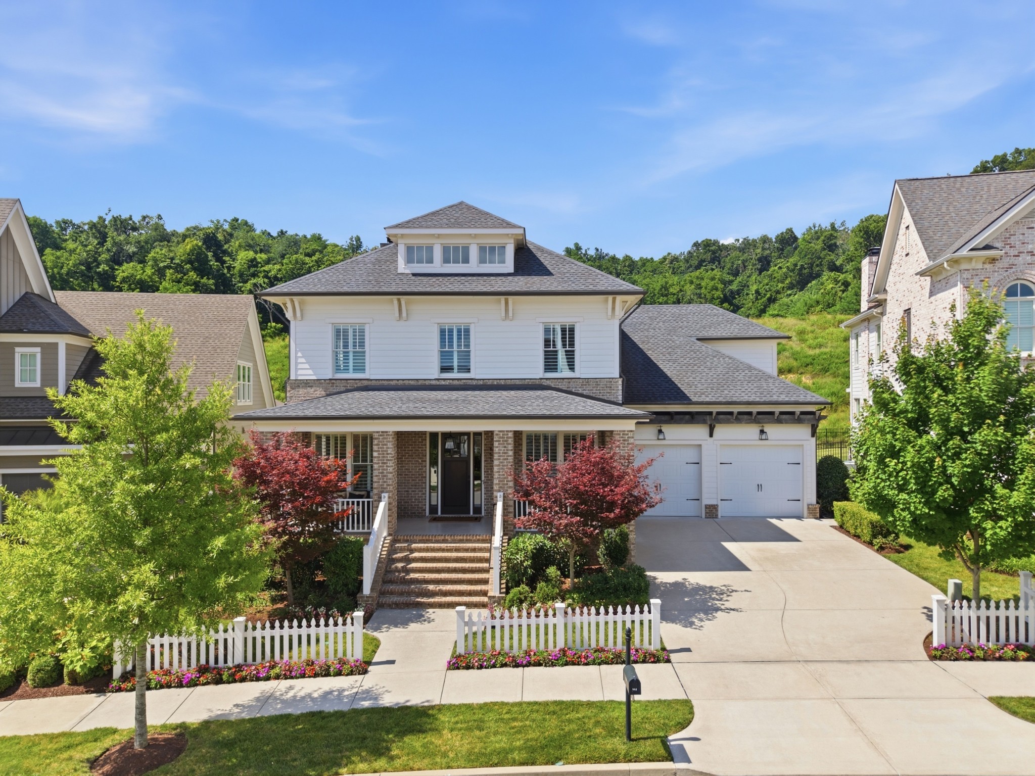 Photo of Listing #3246679