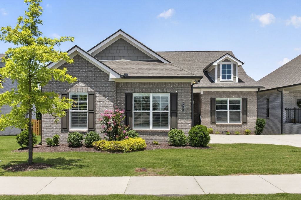 6541 Frye Ln, Hermitage