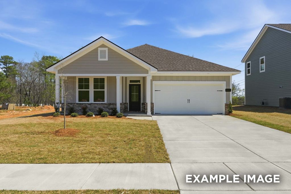 6 Aurora Circle, Fayetteville