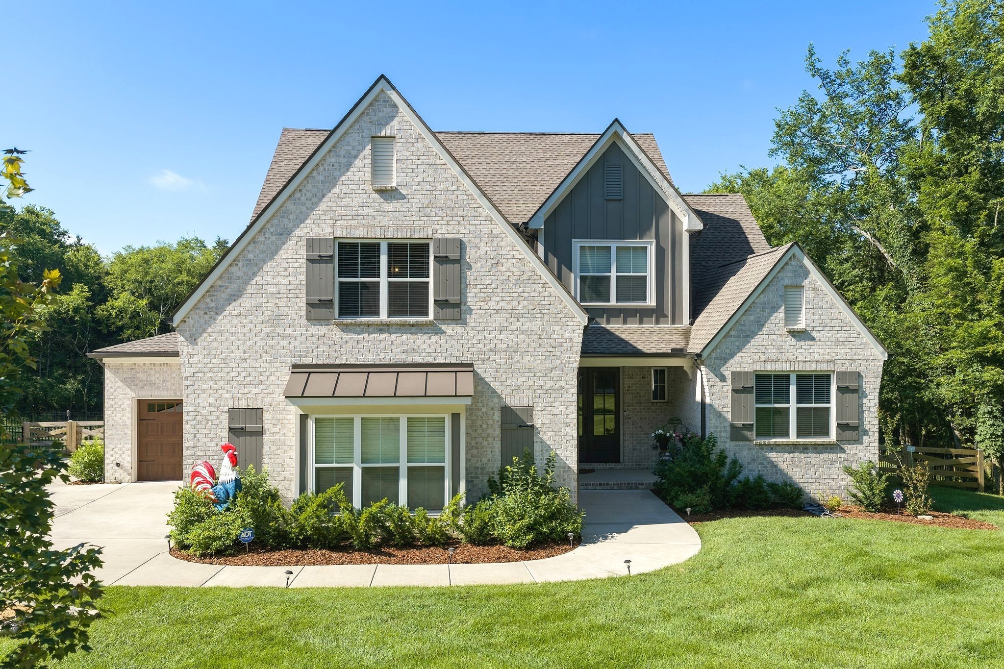 Photo of Listing #3247572
