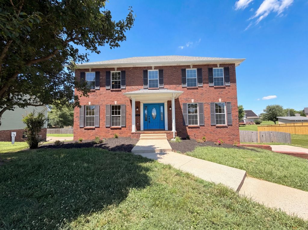 1117 Thornberry Dr, Clarksville