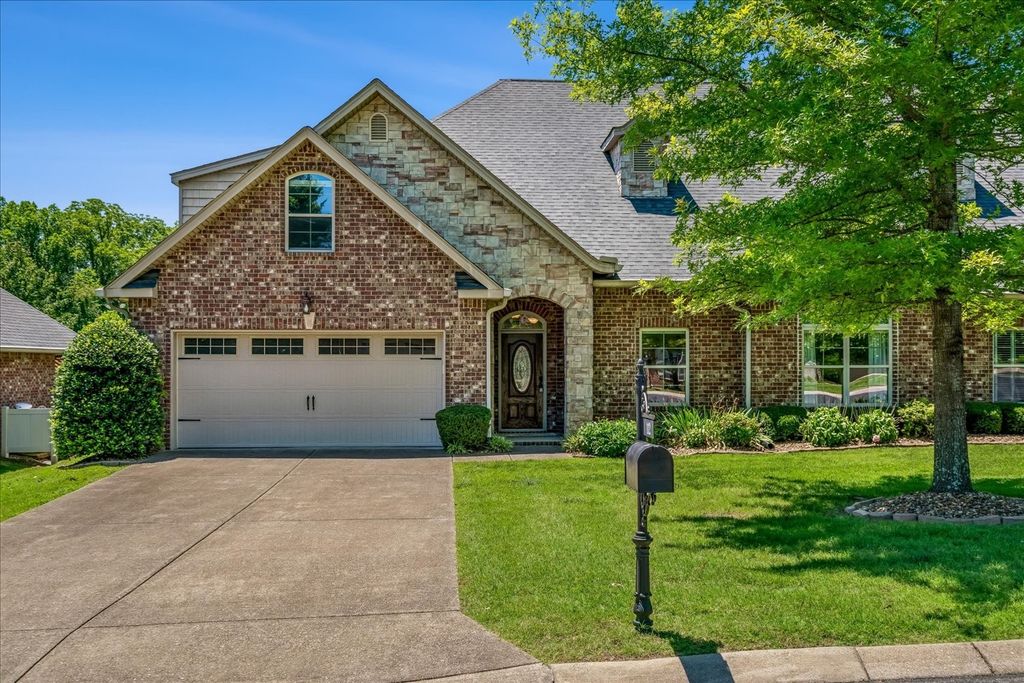 112 Silverstone Ln, Hermitage