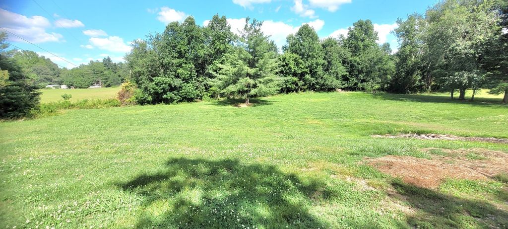 5255 N Mount Pleasant Rd, Greenbrier