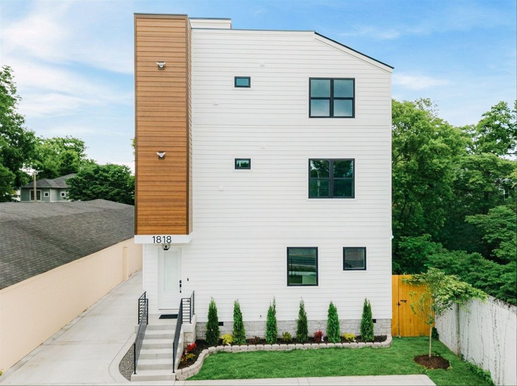 1818 Dr Db Todd Jr Blvd, Nashville