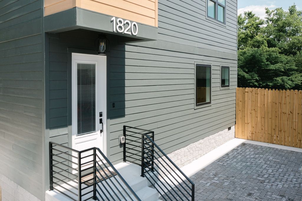 1820 Dr Db Todd Jr Blvd, Nashville