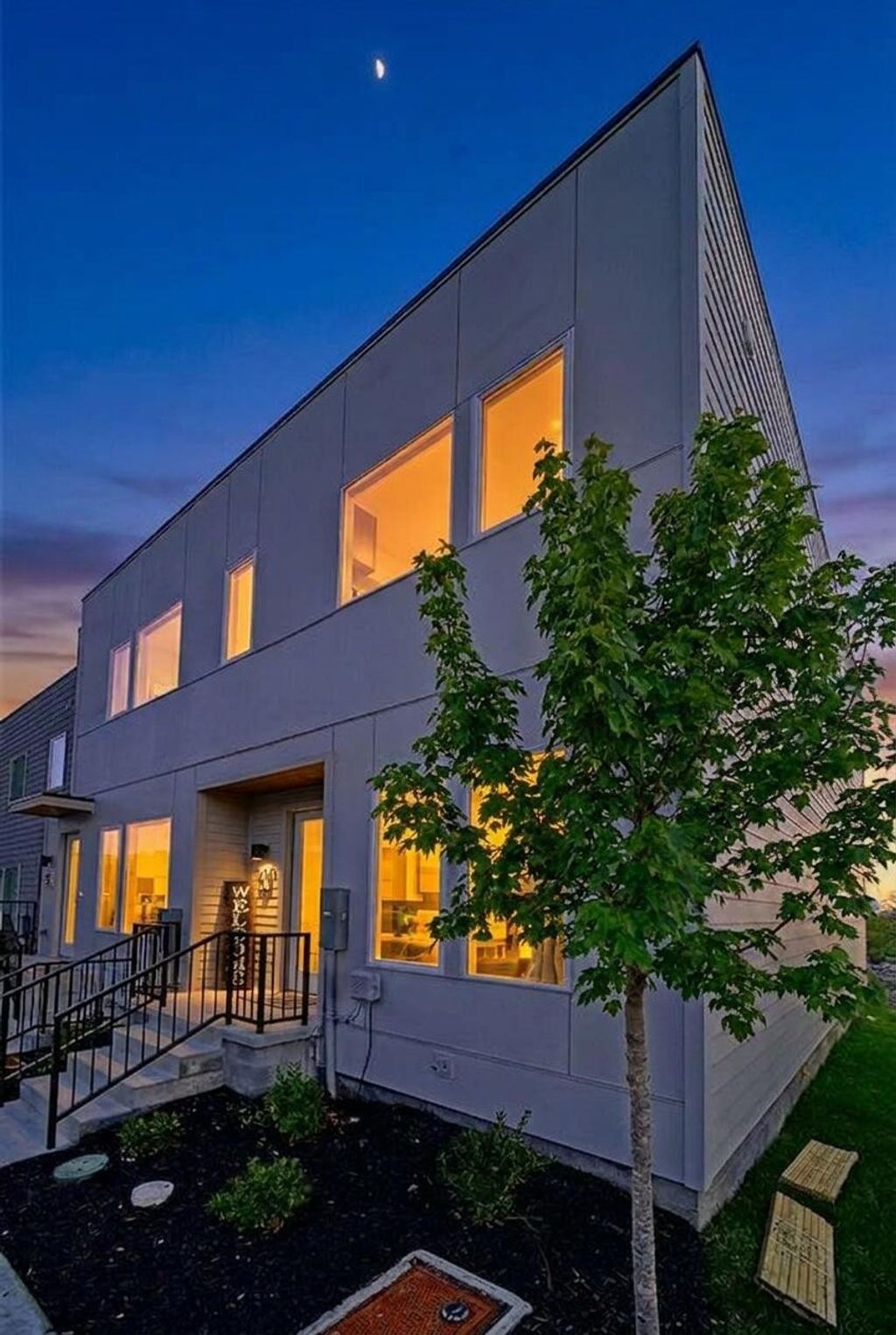 64 Fern Ave 9, Nashville