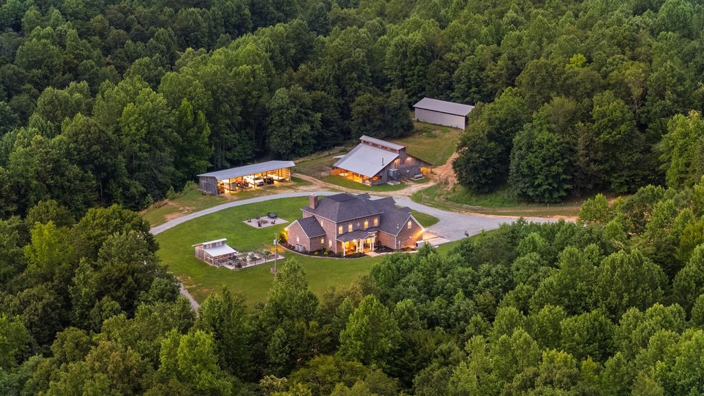 144 Abberly Ln, Hohenwald