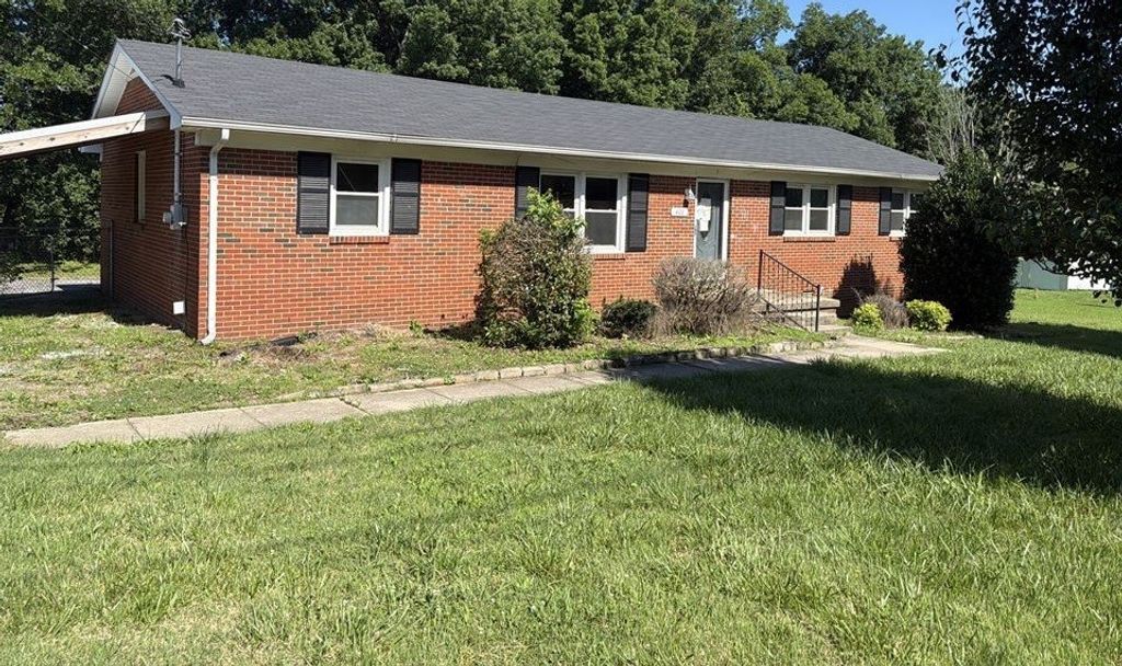 400 Neely Ave, Shelbyville