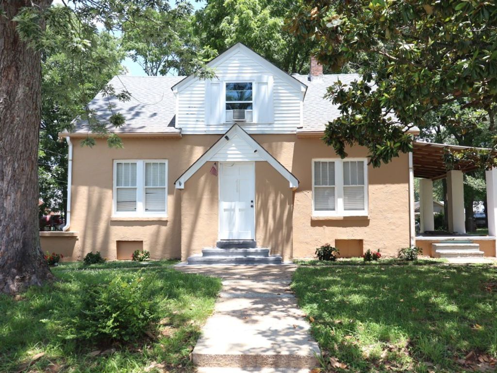 408 2nd St, Lawrenceburg