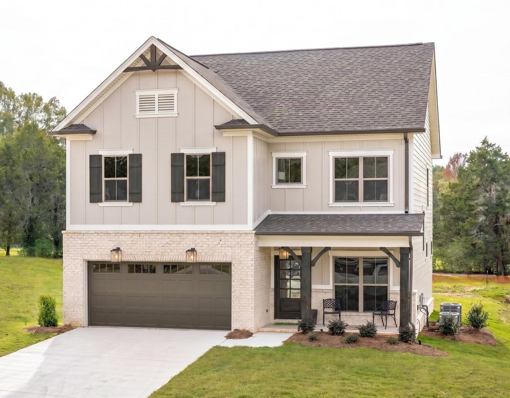 2912 Discovery Drive Nw, Cleveland