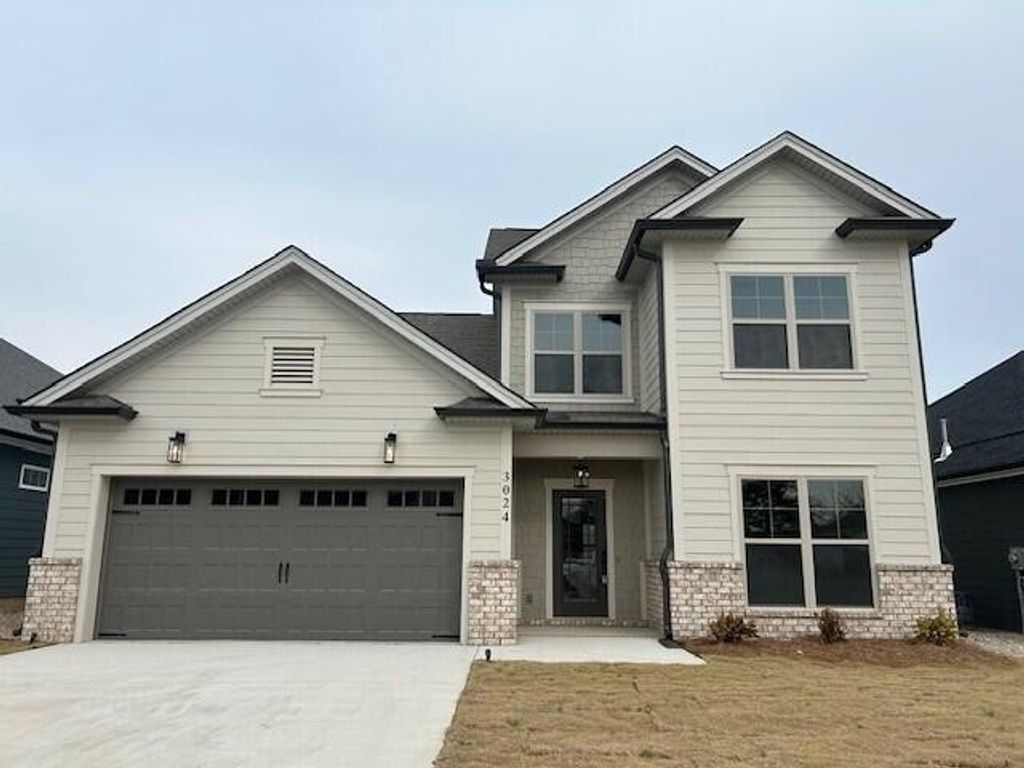 3024 Discovery Drive Nw, Cleveland